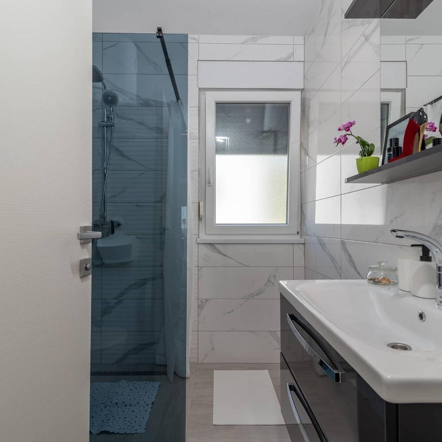 트로기르 Apartman Lotos 아파트 외부 사진